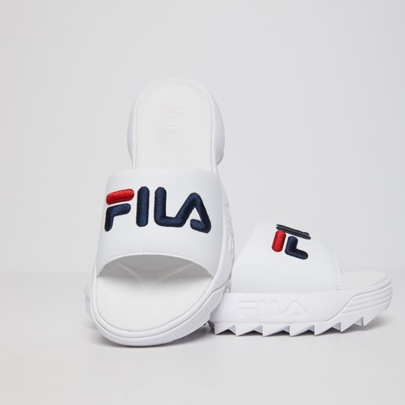 FILA Disruptor Bold Slide White Sandals Size 8 NIB - Picture 1 of 3